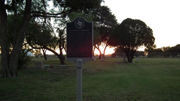 The La Réunion Cemetery on Fishtrap Road in West Dallas. 